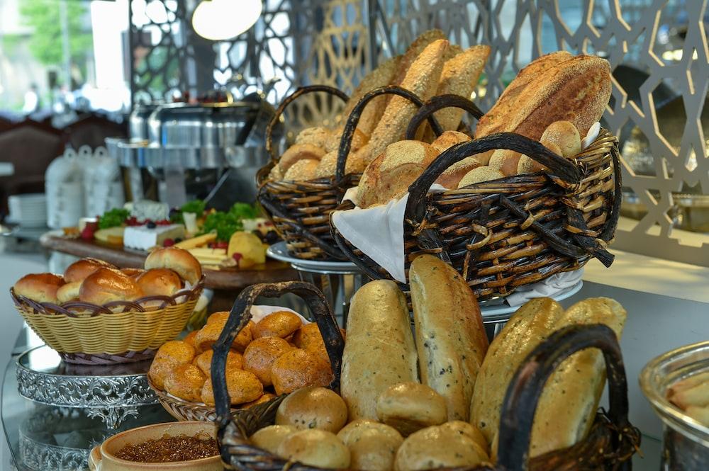 Carlton Al Moaibed Hotel Dammam Exteriör bild Bread