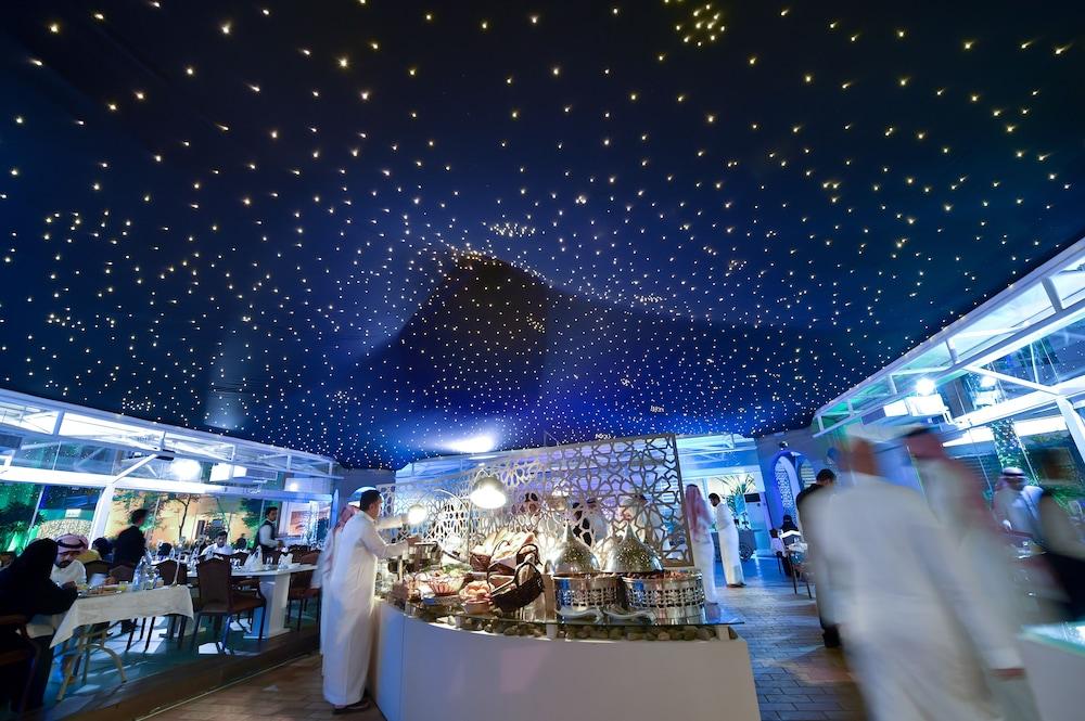 Carlton Al Moaibed Hotel Dammam Exteriör bild The tent