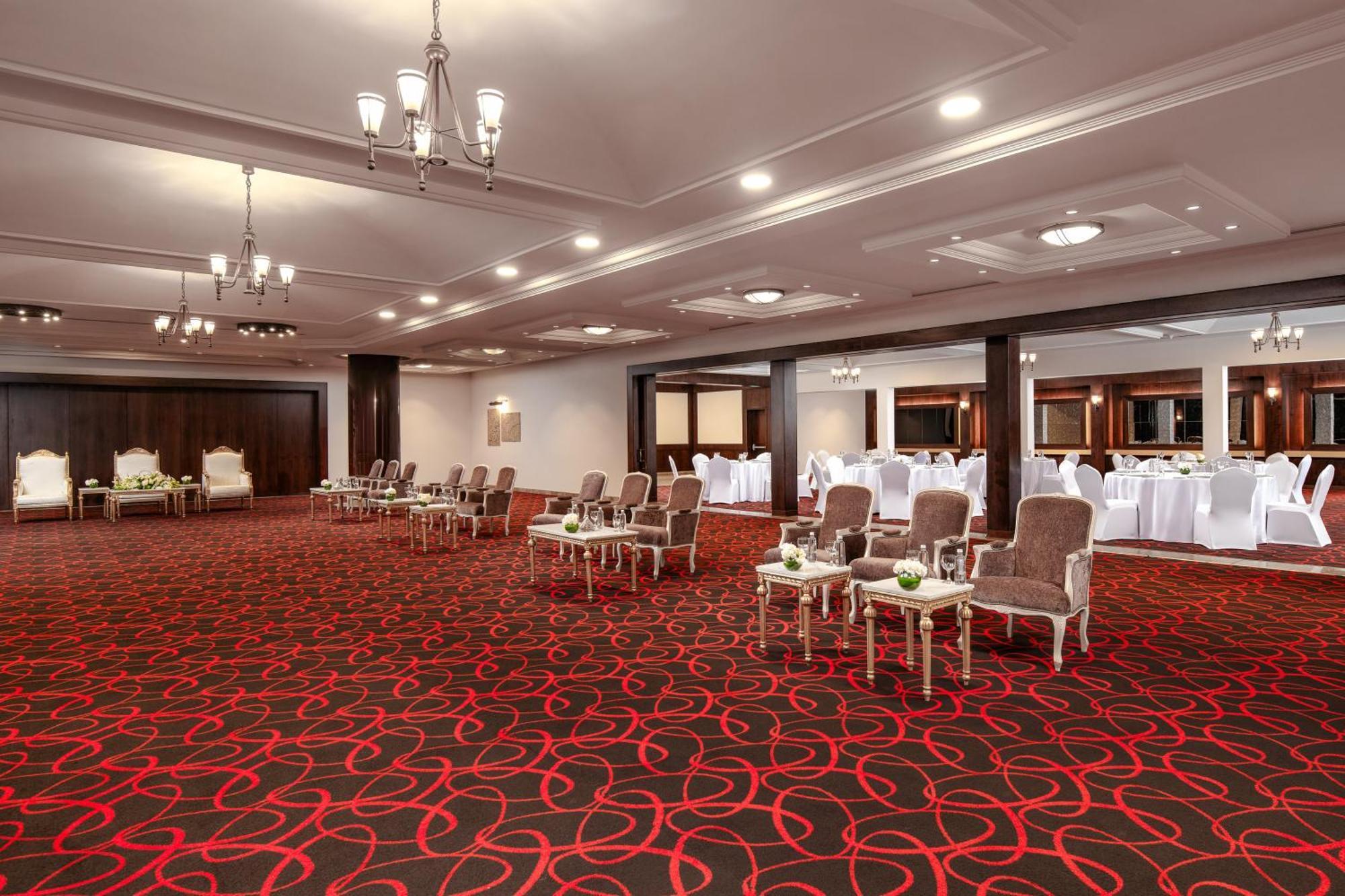 Carlton Al Moaibed Hotel Dammam Exteriör bild The ballroom at the hotel